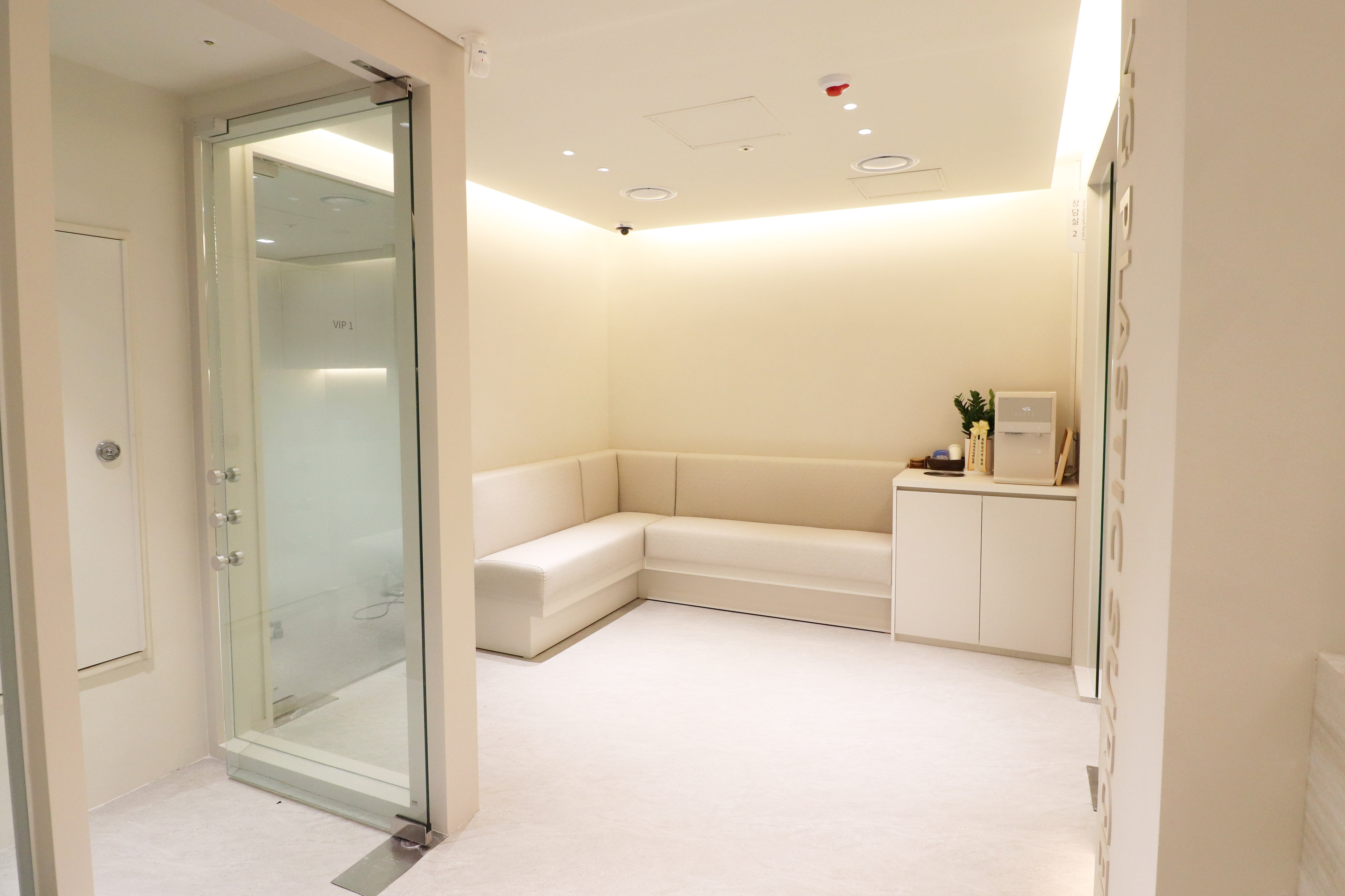 best double eyelid surgery clinics in Seoul